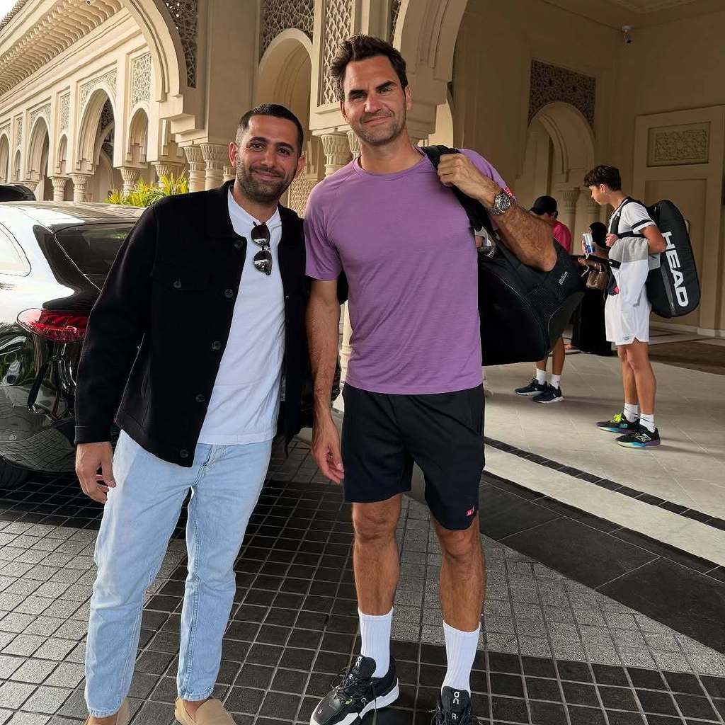 费德勒迎来二十赛季高光表现,C9球迷沸腾!的简单介绍 费德勒迎来二十赛季高光表现,C9球迷沸腾!的简单介绍