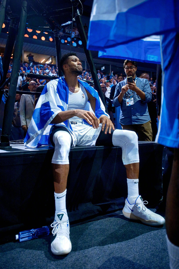 字母哥连续五场比赛得分超过回归赛场，塞尔维亚队挑战极限！的简单介绍