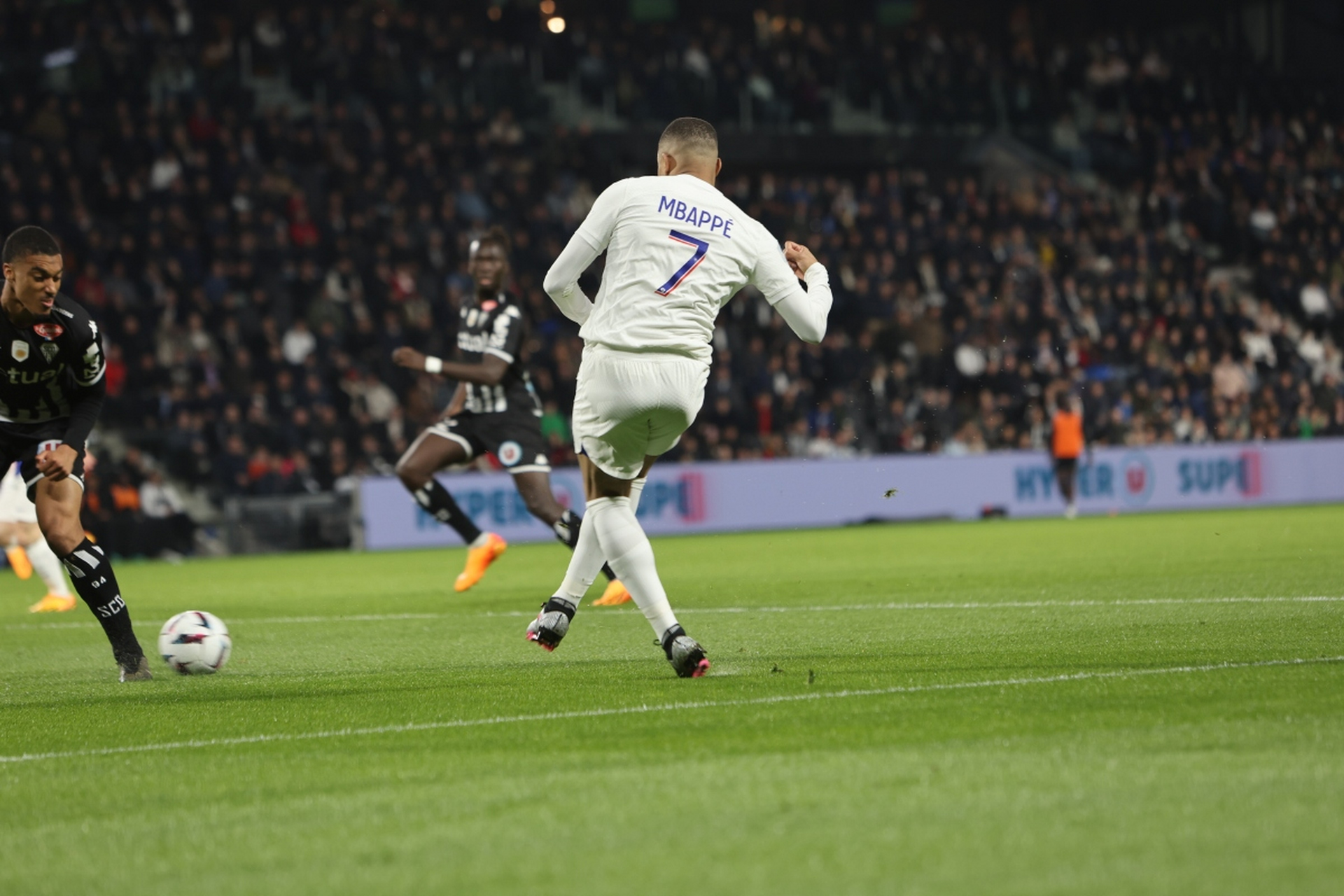 熊猫体育-姆巴佩关键节点高光表现，巴黎圣日耳曼带队取胜！的简单介绍